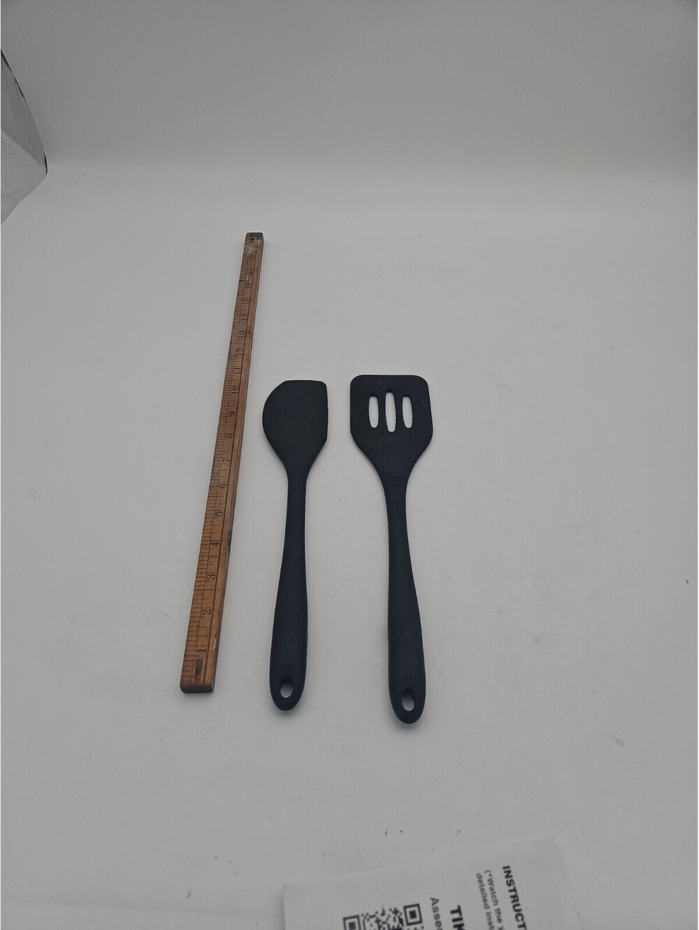 2pc full-size 11" black silicone spatula set. Heat resistant & dishwasher safe.